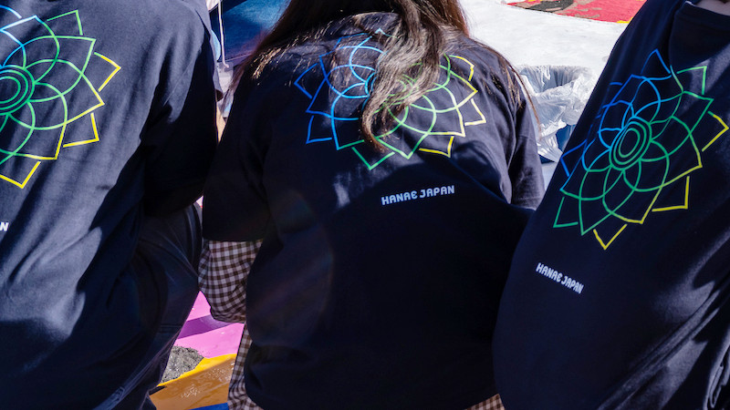 キラメックアパレルの蛍光プリントTシャツのイメージ画像
